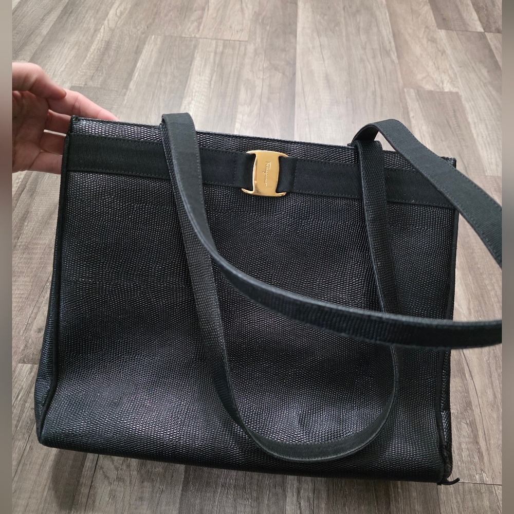 SALVATORE FERRAGAMO REPTILE vara Bow Black Tote Bag Y2K Gold Quiet Luxury Preppy - Picture 7 of 16